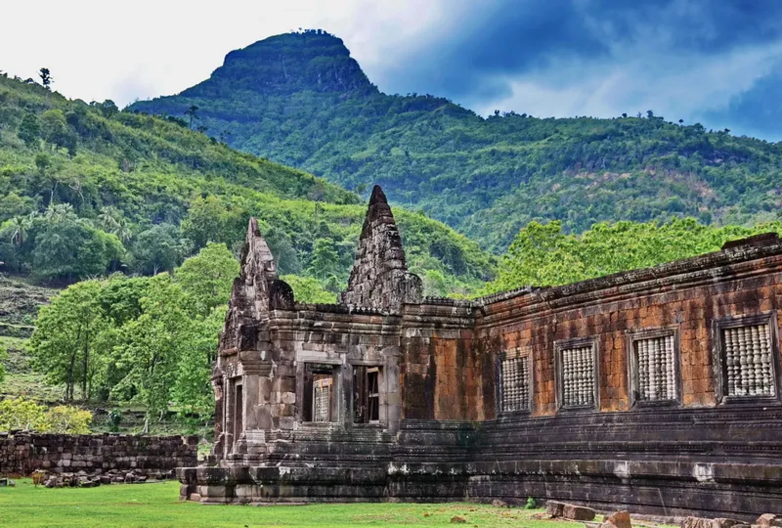 Luang Prabang |*|Kuang Si Şelaleleri|*|Pak Ou Mağaraları|*|Yukarı Mekong |*|Vientiane|*|Champasak & Wat Phou|*|Si Phan Don – 4.000 Adalar