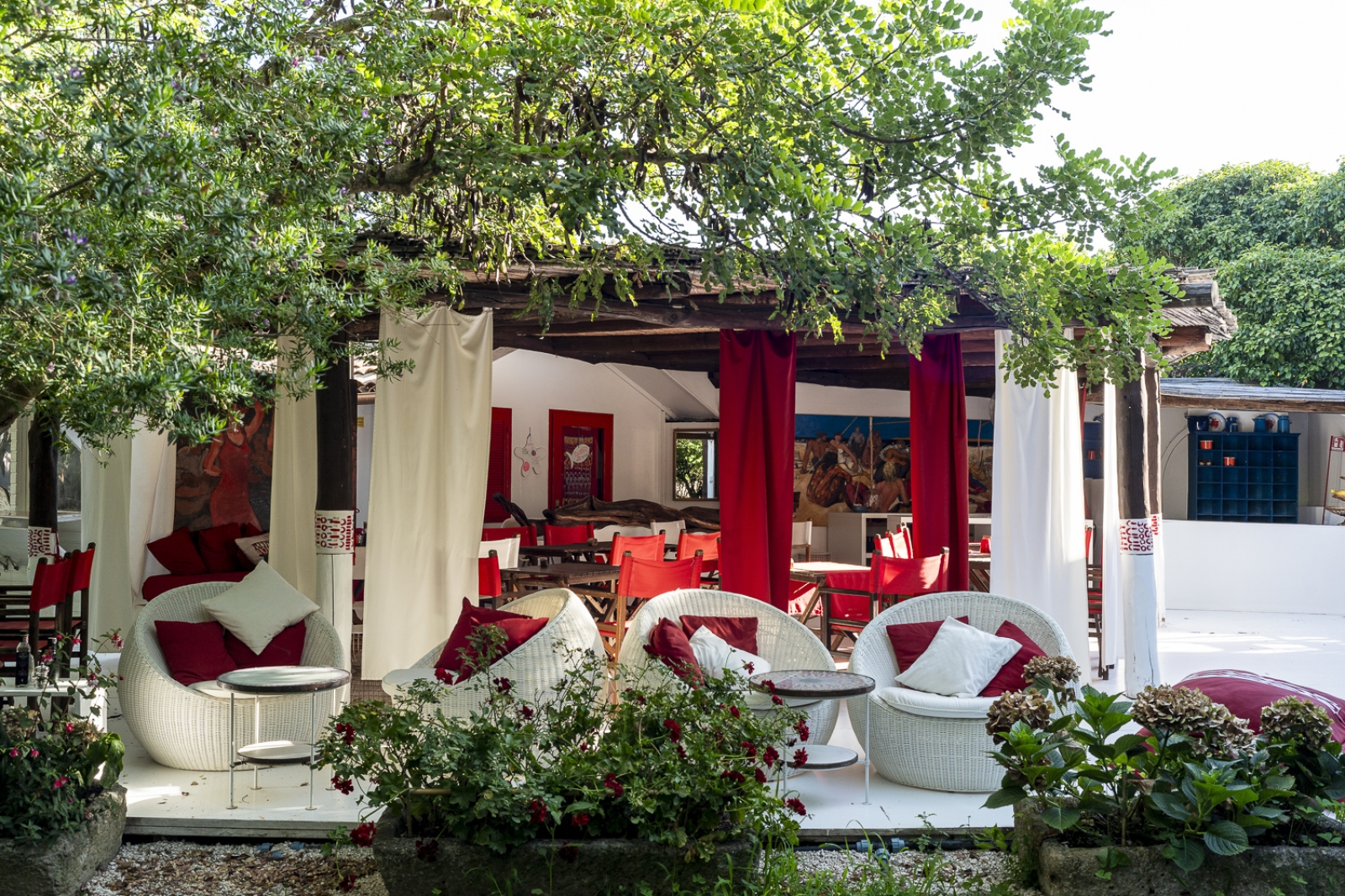 Sardinya’da Ayrıcalıklı Bir Yaz Deneyimi