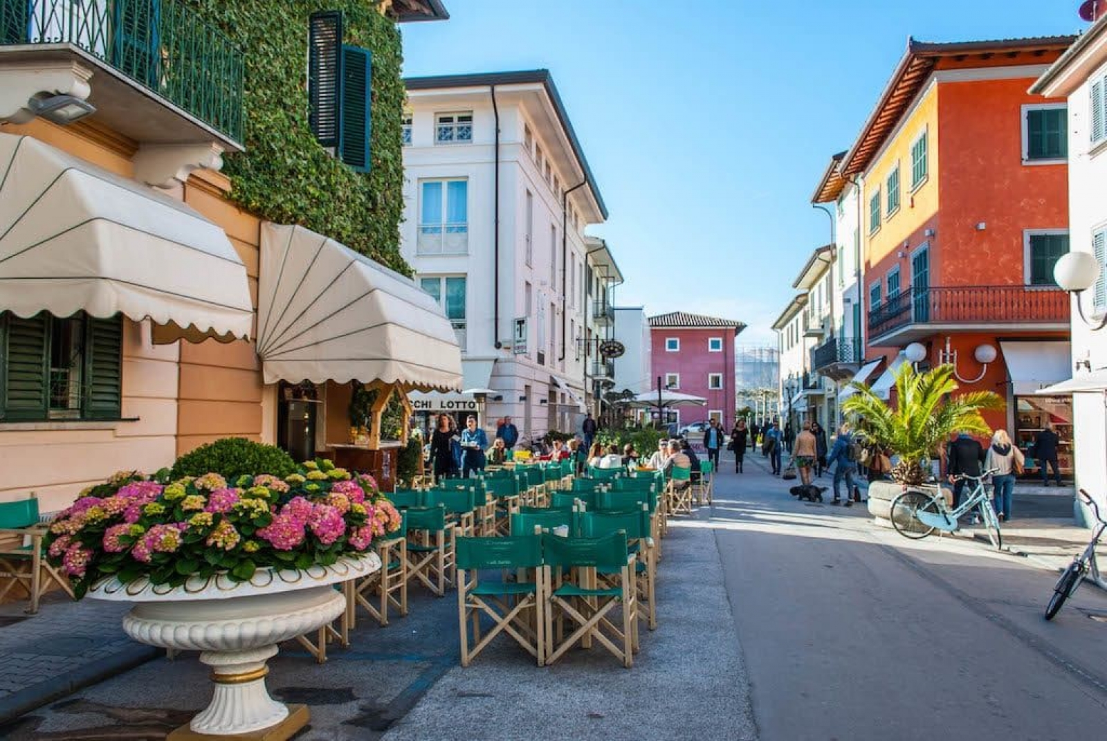  Nostalji ve Lüks Yaşamın Buluştuğu Forte Dei Marmi