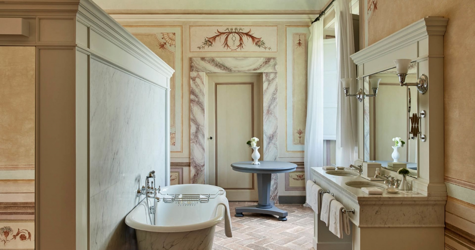 Como Castello Del Nero  (Nisan Fırsatı)